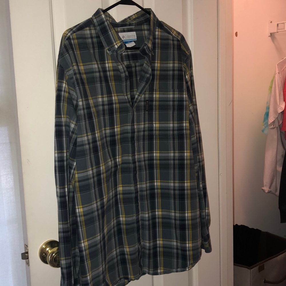 Columbia men’s button up